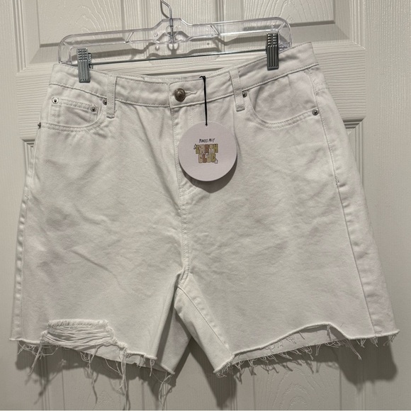NWT Princess Polly Maggie Denim White High Rise Shorts Size 8. - Picture 3 of 9